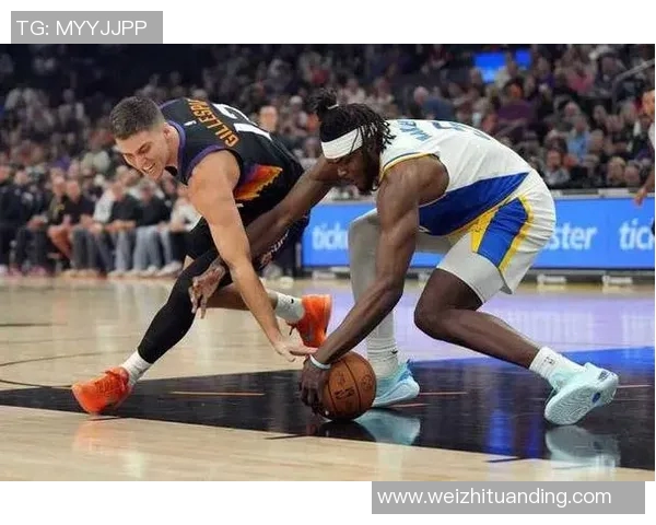 太阳5连胜送上届亚军12战11败联盟最差 布克33+5+7狄龙32分