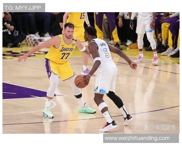 里夫斯硬刚特纳打成2+1，东契奇命中本场第二记三分