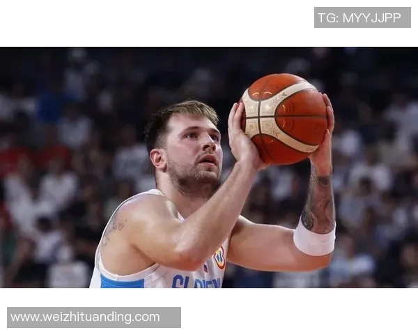 东契奇一箭穿心显神威！再创新纪录比肩乔丹，四大数据揭示无詹时更强实力